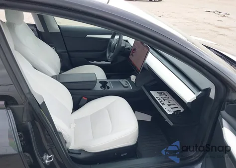 2021 Tesla Model 3 Standard Range Plus Rear-Wheel Drive from USA, damaged, VIN 5YJ3E1EA0MF031987